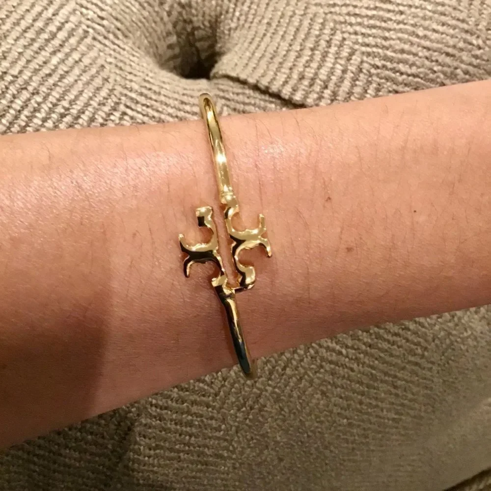 TORY BURCH LOGO DELICATE BRACELET GOLD PLATED